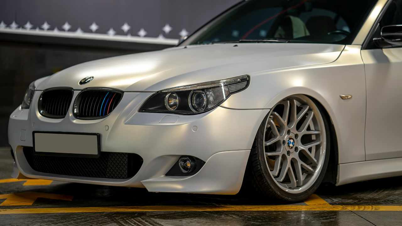 Top 5 Gadgets to Upgrade Your Car’s Tech Features